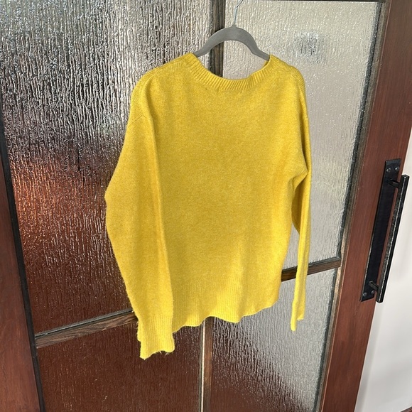 Sanctuary Fuzzy Knit Pocket Sweater Wool Blend Women's Size XS Yellow - Picture 8 of 8